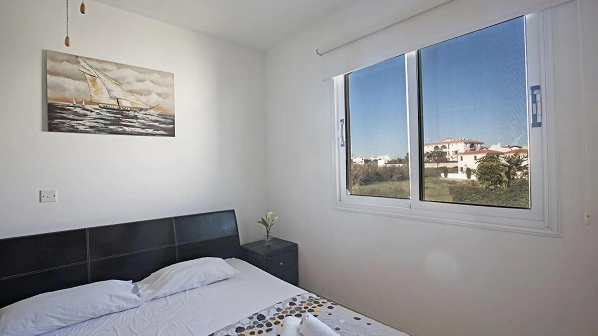 Apt Pernera Dyo - Modern 2 Bedroom Pernera Apt With Communal Pool - Close To All Amenities بروتاراس