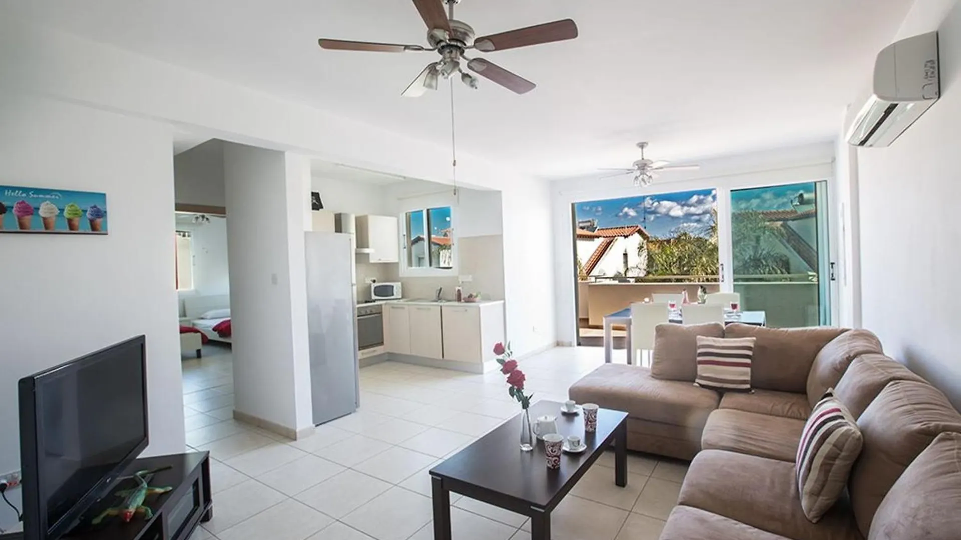 Apt Pernera Dyo - Modern 2 Bedroom Pernera Apt With Communal Pool - Close To All Amenities بروتاراس شقة